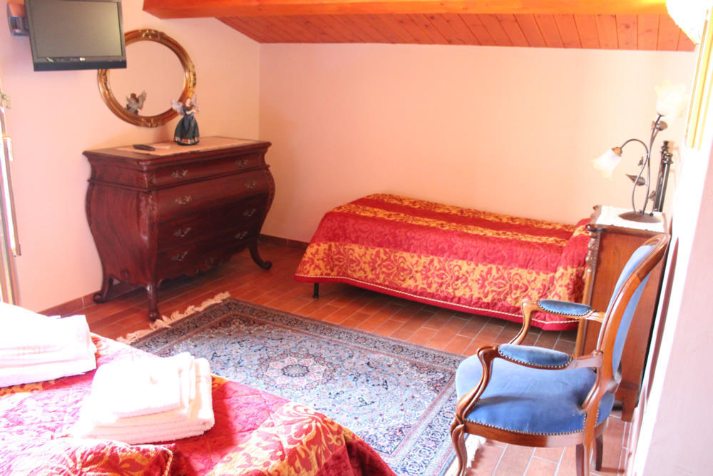 B&B La Ginestra Civita Habitación foto